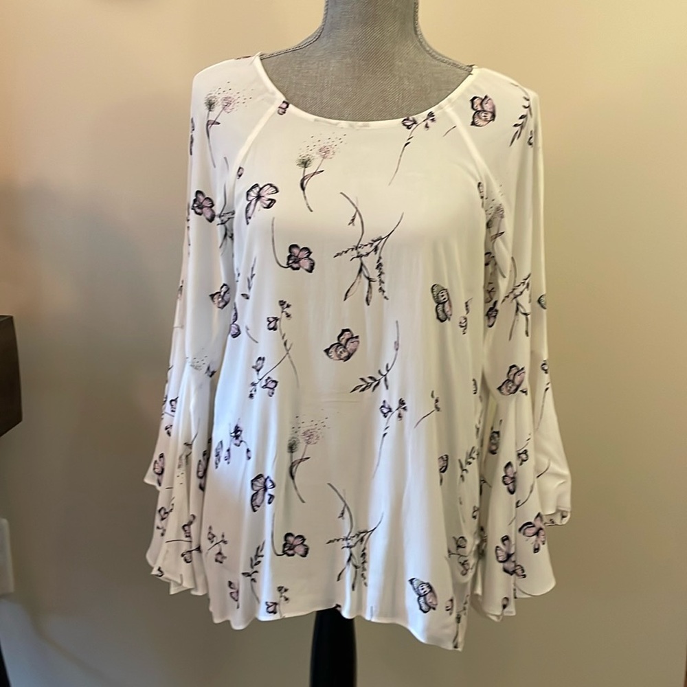 Lauren Conrad, blouse, floral and butterflies